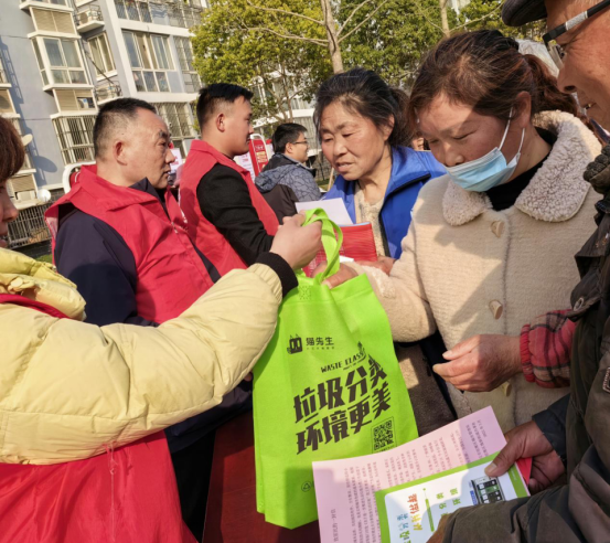 貓先生，垃圾分類(lèi)示范小區(qū)建設(shè)，智能垃圾房廠家